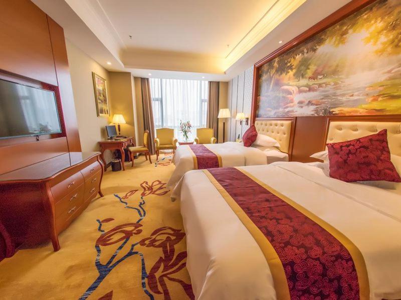 Vienna International Hotel Guangxi Duan Du'an Экстерьер фото